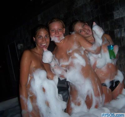  Celebrity Women on Bubble Bath Girls   Funny   Fail   Sexy   Celebrity   Videos And