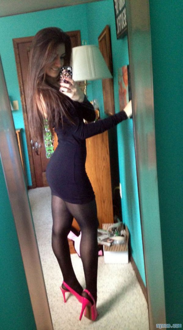 Short dress and sexy heels selfie
