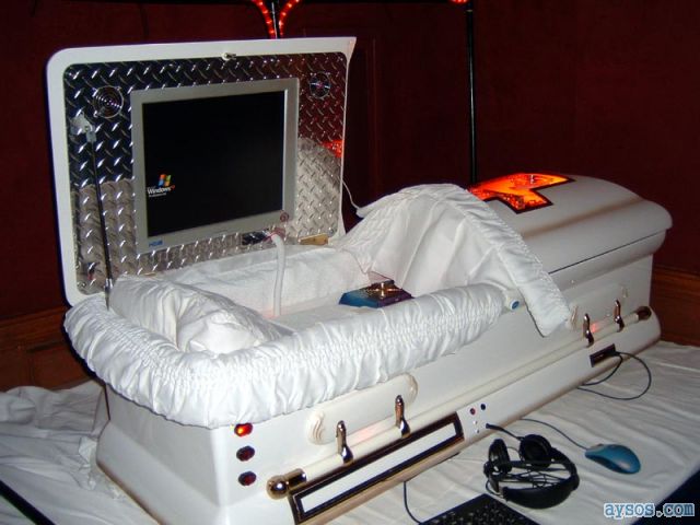 Windows XP casket Computer