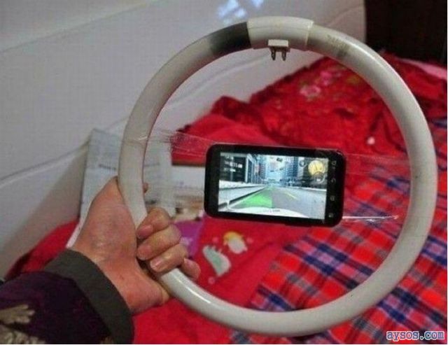 Homemade smartphone game wheel