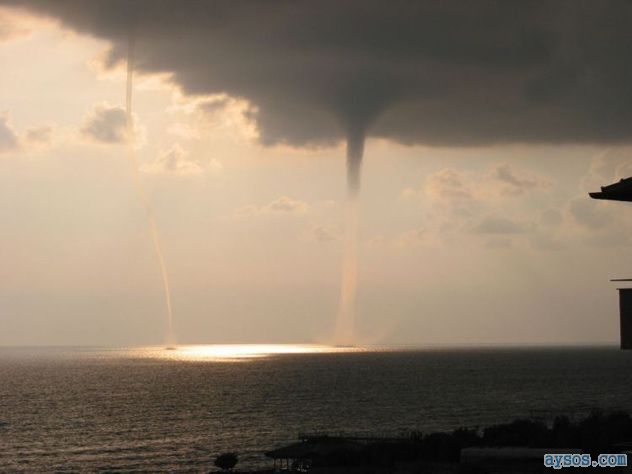 Cool dual Water spout picture