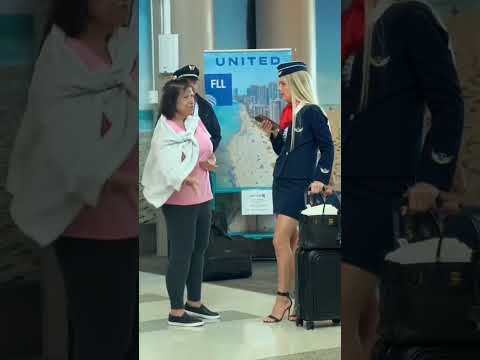 Stewardess Walking Style Gets Wild Reactions
