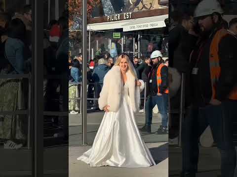 Flight Attendant Reads Passenger Eye Messages Perfectly