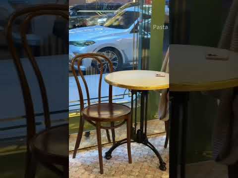 Flight Attendant Reads Passengers Eyes Perfectly