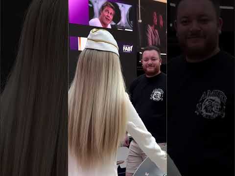 Flight Attendant Gets Airport Reactions in Germany