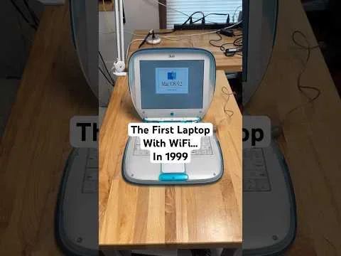 Steve Jobs Walked the Stage Wirelessly in 1999