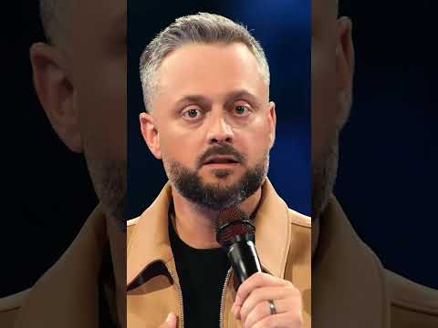 Nate Bargatze Solves the Trash Day Mystery