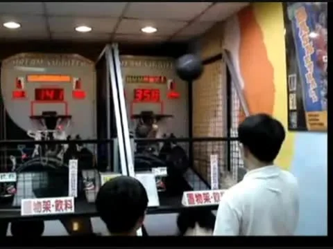 Crazy kid arcade hoops video