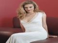 Beautiful Alicia Silverstone white dress