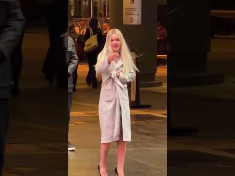 Hot Aria in the Sky in lingerie